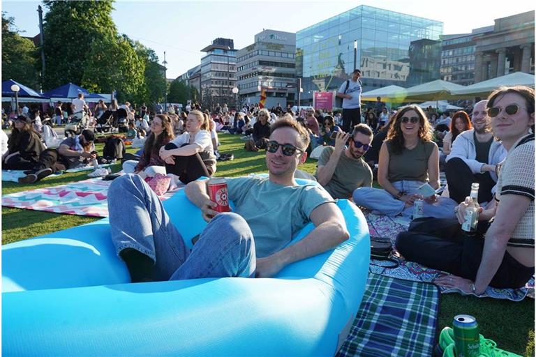 Ambiente beim Trickfilm-Festival im Mai 2026 auf dem Stuttgarter Schlossplatz.