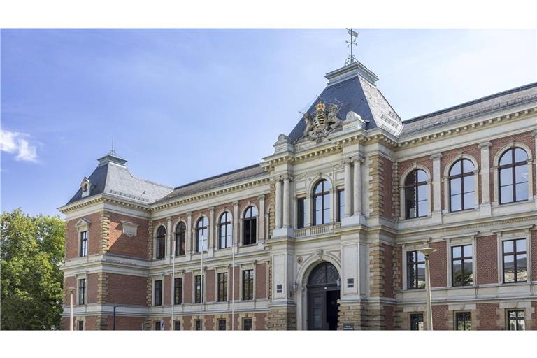 Amts- und Landgericht Zwickau. Wegen schwern Kindesmissbrauchs wurde ein Vater zu Haft verurteilt (Symbolfoto).