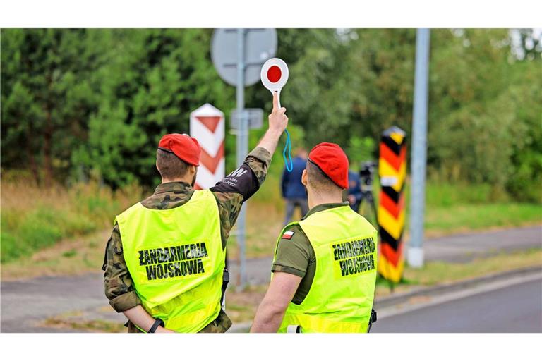 An der deutsch-polnischen Grenze finden verstärkt Kontrollen statt (Archivbild).