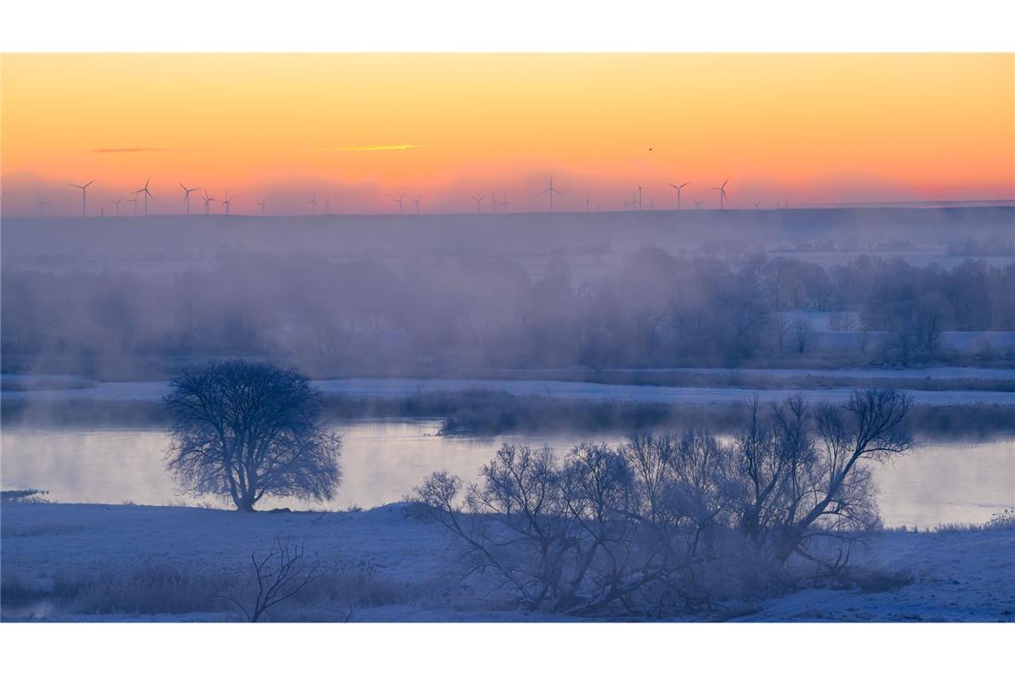 Minus 19,7 Grad im Erzgebirge gemessen An diesem Morgen zeigte das Thermometer in einigen Teilen des Landes tiefe Minusgrade an.