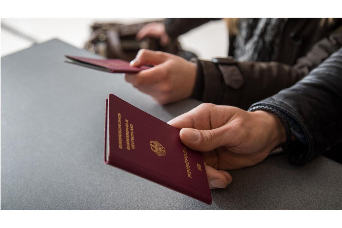 Innenministerium: Ursache für IT-Probleme noch unklar An mehreren deutschen Flughäfen gibt es Probleme bei den Grenzkontrollen (Symbolfoto).