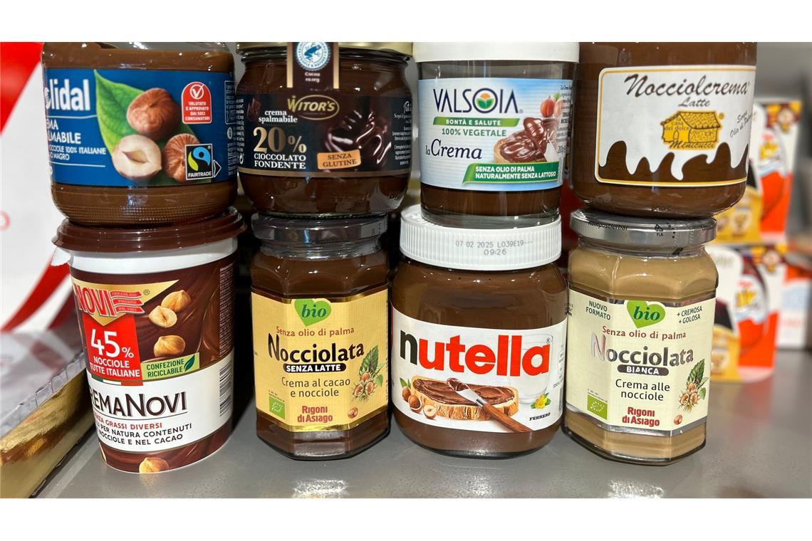 Weniger Haselnüsse aus Italien: Wird Nutella teurer? Andere Hersteller werben mit einem deutlich höheren Anteil an Haselnüssen. (Archivbild)