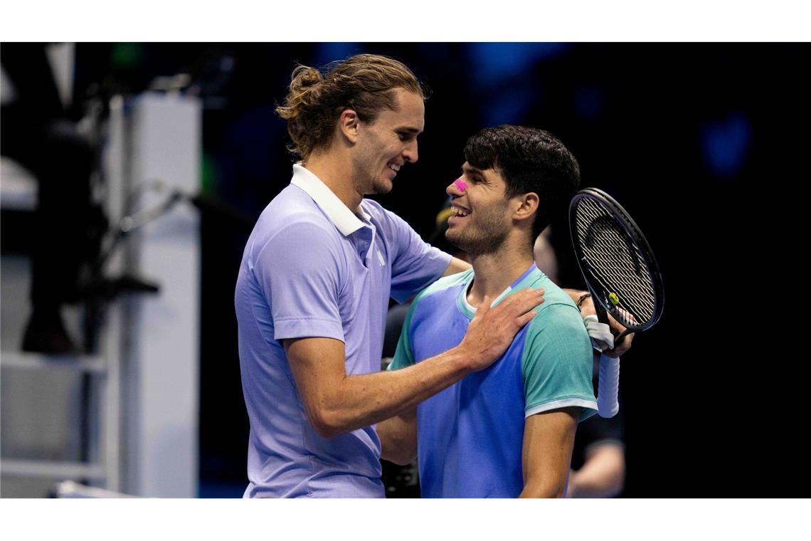 Famoser Zverev witzelt: "Deshalb nicht Nummer 1" Anders als beim verlorenen French-Open-Finale setzte sich Zverev diesmal gegen Alcaraz durch.