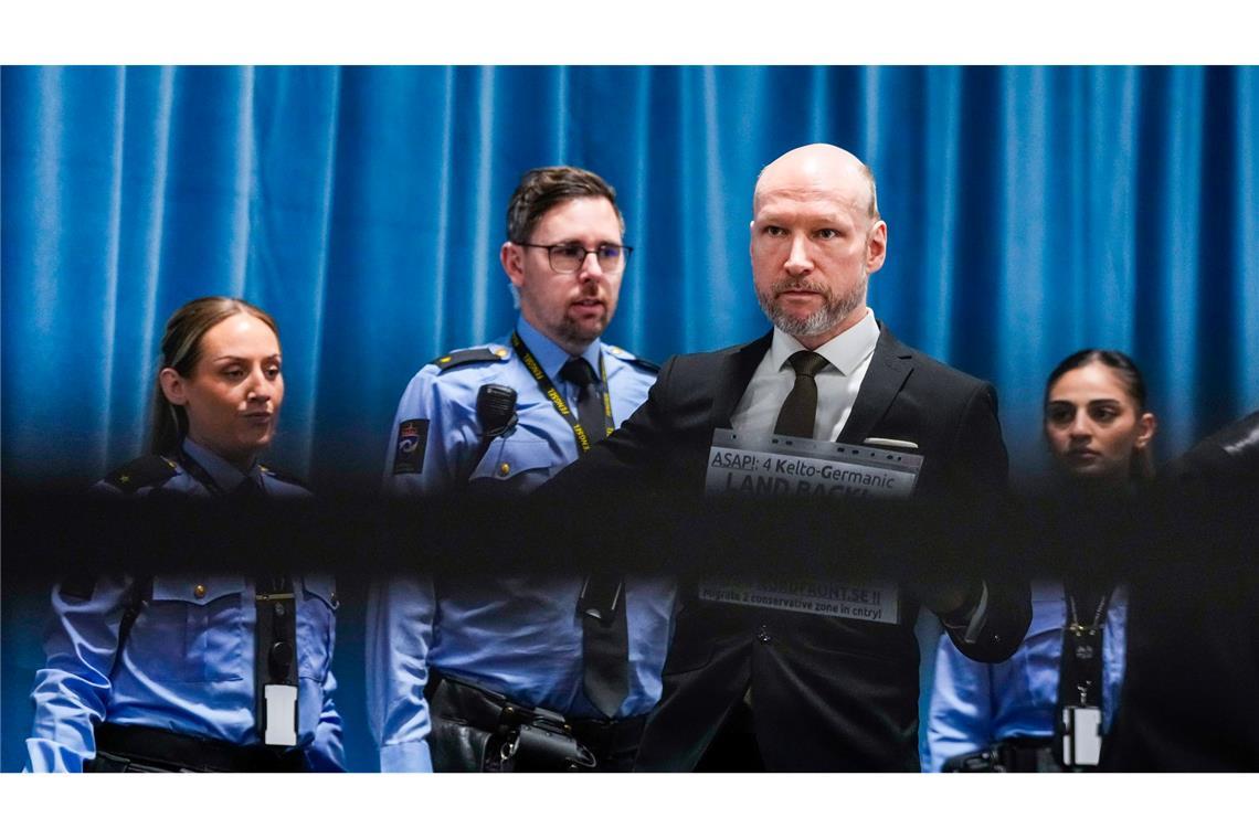 Breiviks Antrag auf vorzeitige Haftentlassung abgewiesen Anders Behring Breivik wird auch nach seinem jüngsten Antrag nicht vorzeitig aus der Haft entlassen.