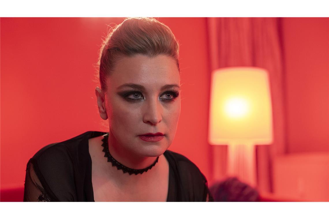 Wie war „Borowski und das hungrige Herz“? Andrea Gonzor (Anna König) ist sexsüchtig und lädt zur Gangbang-Party.