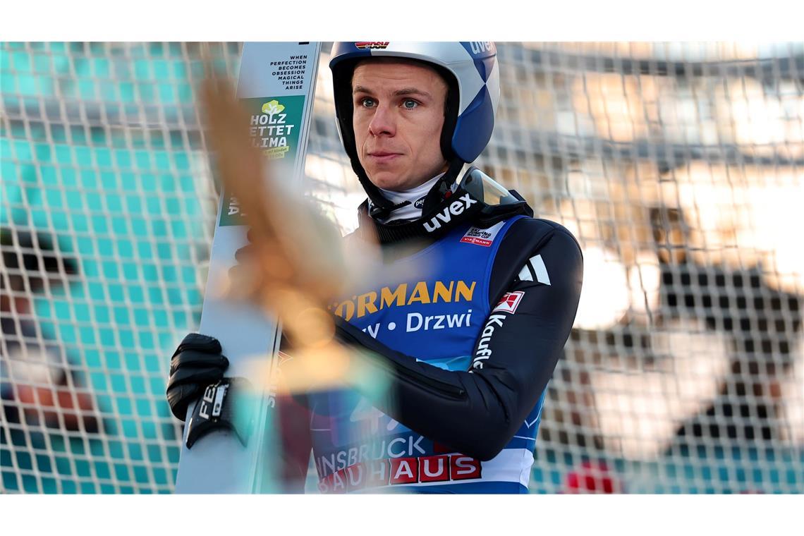 Andreas Wellinger blickt sorgenvoll auf seine eigene Leistung und den deutschen Sprung-Nachwuchs.