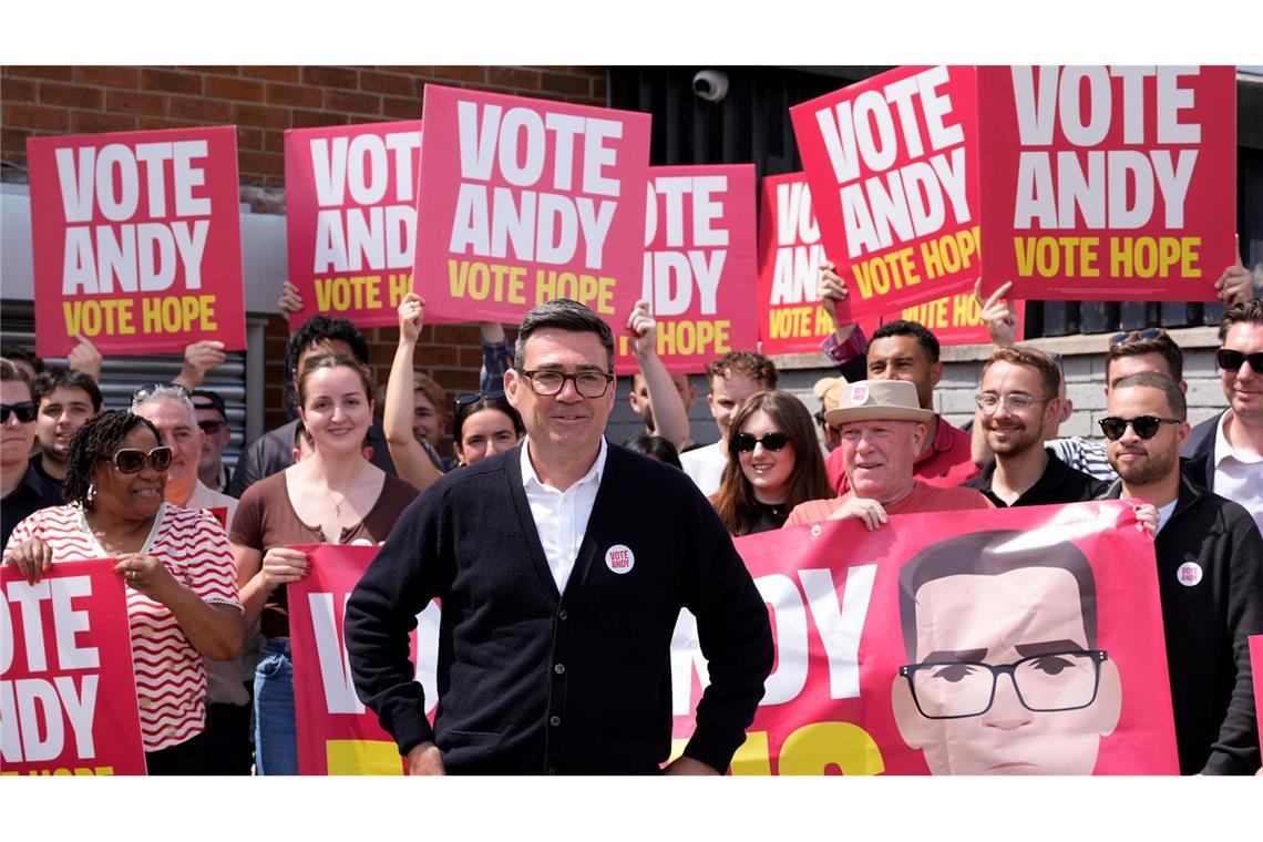 Andy Burnham hat die Nachwahl im Kreis Makerfield gewonnen.