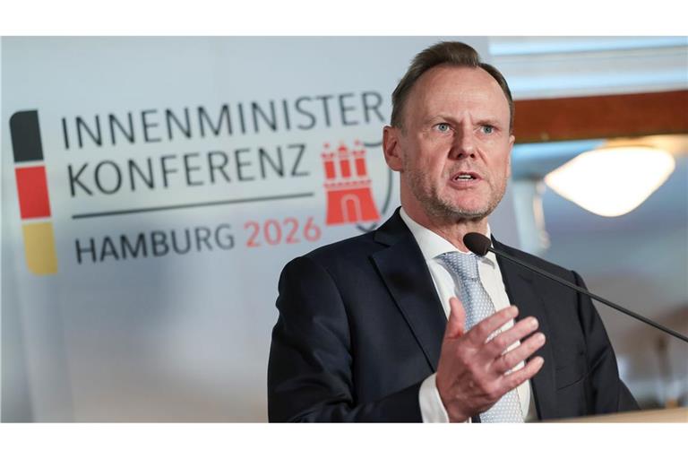 Andy Grote (SPD) ist diesmal Gastgeber der Innenministerkonferenz (IMK). (Archivfoto)