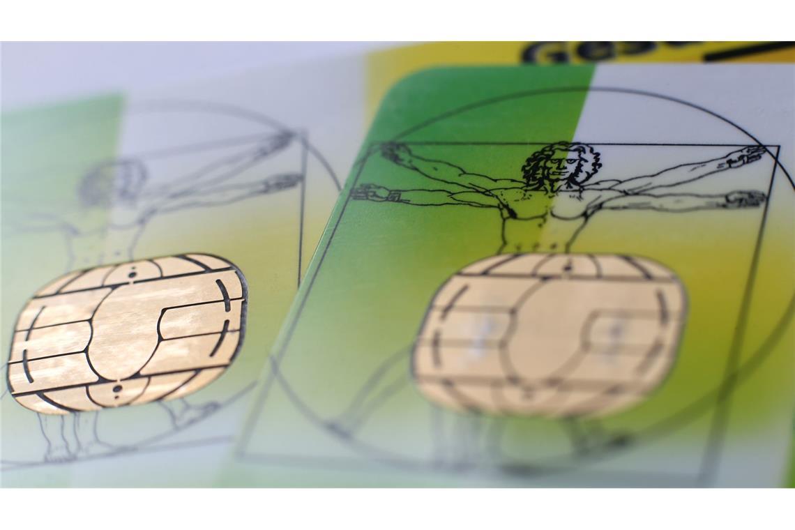 Anfang 2025 hatte es eine Welle kräftiger Erhöhungen bei den Krankenkassenbeiträgen gegeben. (Archivbild)