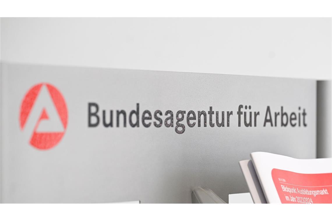 Angesichts der Wirtschaftsflaute kommt der Arbeitsmarkt in Baden-Württemberg weiterhin nicht in Schwung. (Symbolbild)