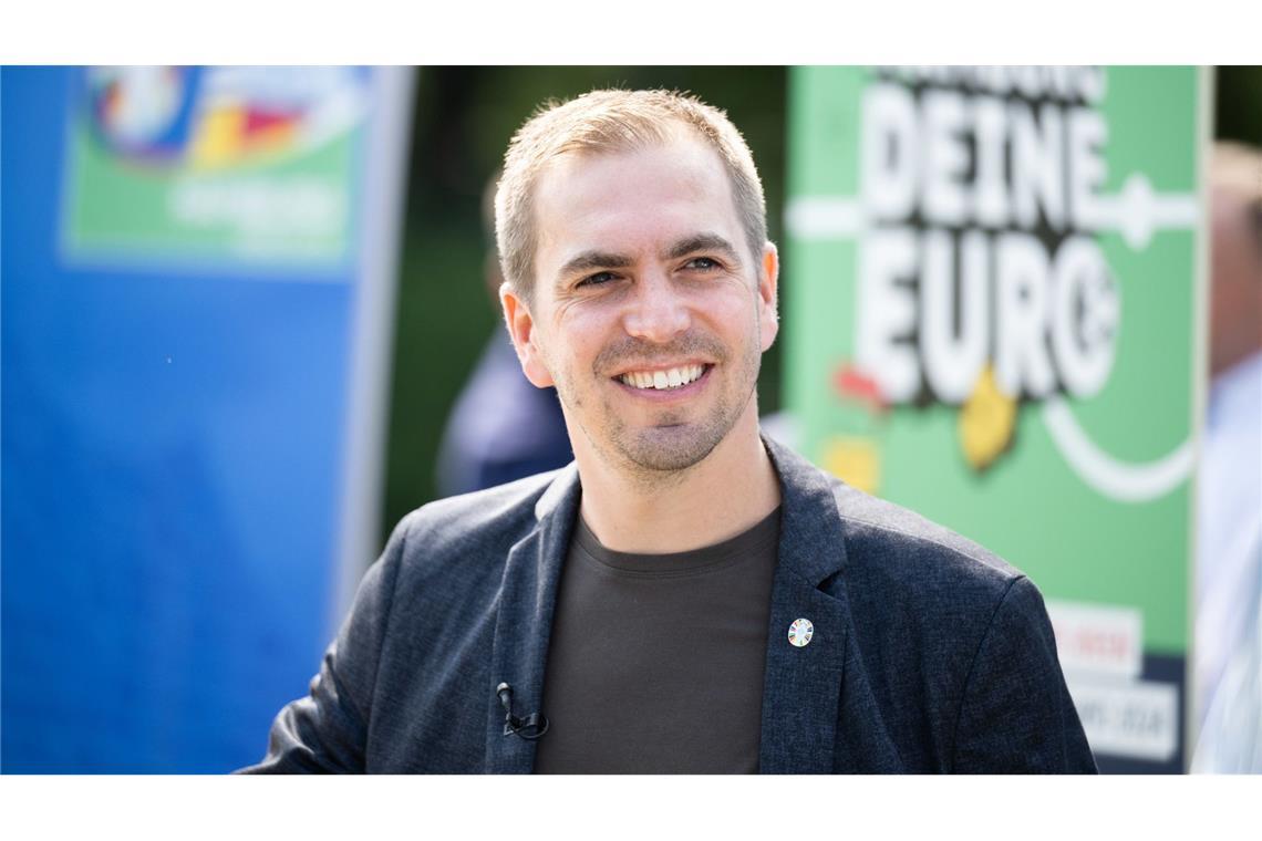 Ehemaliger Fußball-Weltmeister Philipp Lahm erhält Bundesverdienstkreuz Anlässlich des Tages der Deutschen Einheit erhält Lahm das Bundesverdienstkreuz. (Archivbild)