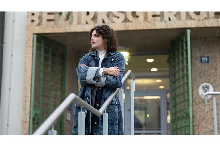 Anna Werner Friedmann biss einem Kollegen zu fest in den Po.