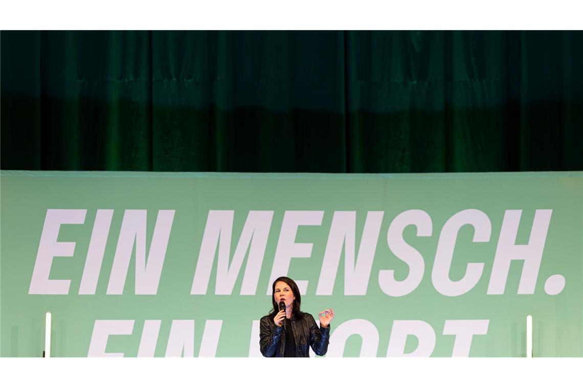 Bilder des Tages Annalena Baerbock spricht während einer Wahlkampfveranstaltung im Hannover Congress Centrum.