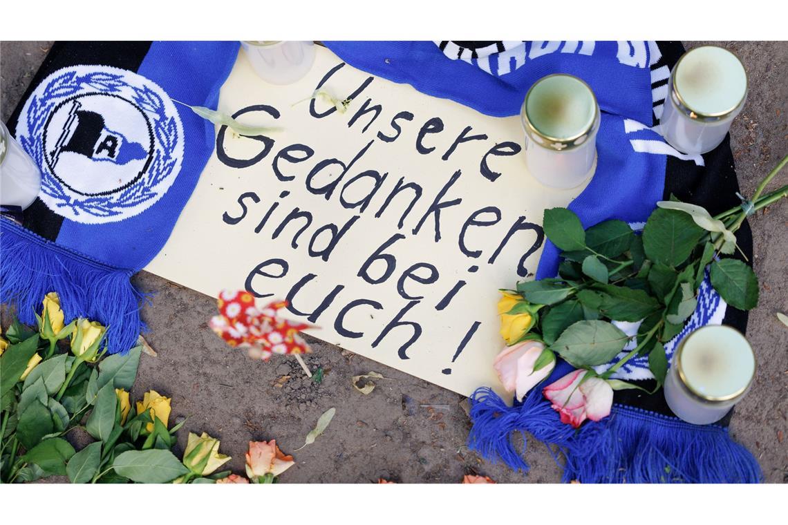 Anteilnahme nach dem Messerangriff in Bielefeld. (Archivbild)