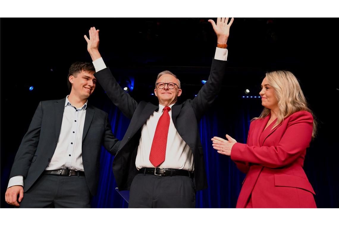 Labor baut in Australien überragenden Wahlsieg weiter aus Anthony Albanese ist der erste Premier seit 20 Jahren, der in Australien eine zweite Amtszeit antreten kann.
