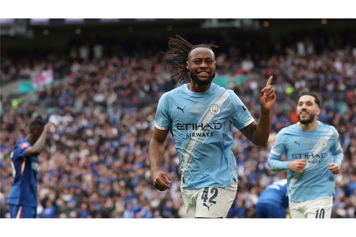 Antoine Semenyo von Manchester City jubelt nach seinem Führungstreffer.