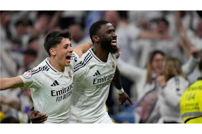 Antonio Rüdiger (r) war der Matchwinner für Real Madrid.