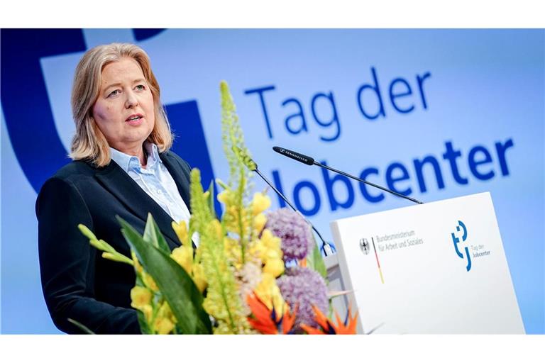 Arbeitsministerin Bärbel Bas (SPD) will bei der Reform des Bürgergelds Tempo machen.