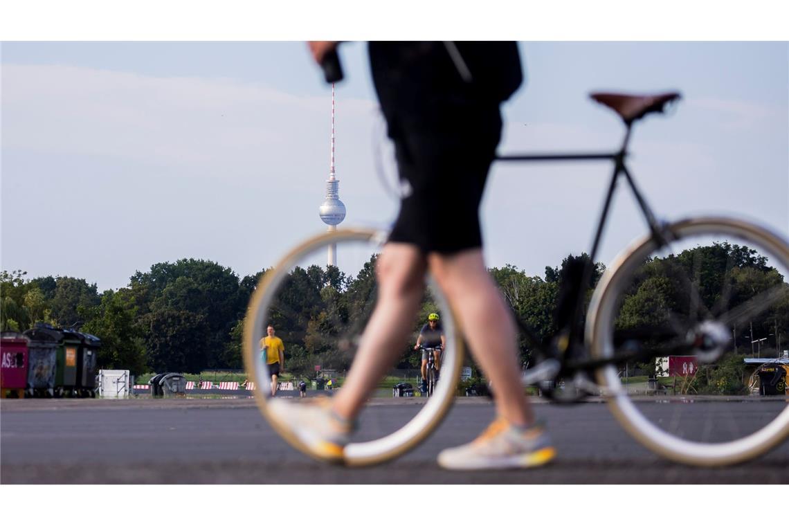 Auch auf dem Fahrrad ist Alkohol gefährlich. (Symbolbild)