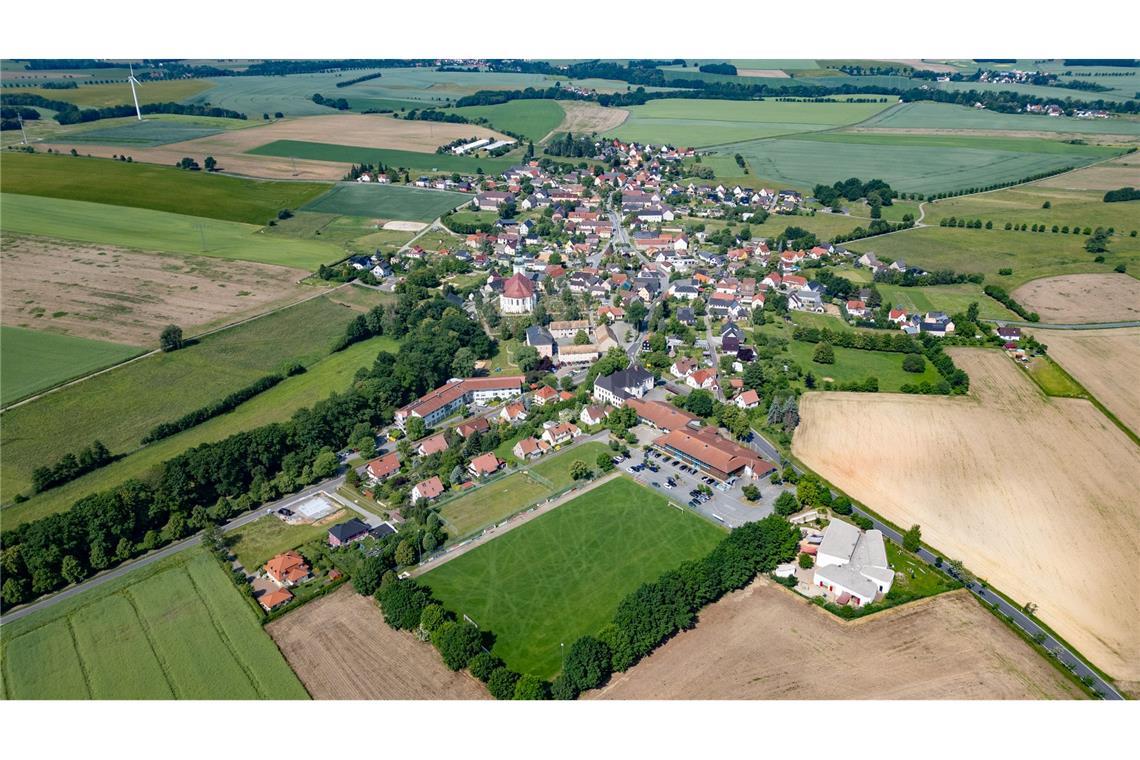 Kultur auf dem Land: Bund fördert 30 Projekte Auch auf dem Land versuchen viele Initiativen, kulturelle Angebote zu organisieren und den Zusammenhalt zu stärken. (Archivbild)