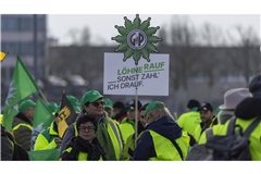 Auch bei der Polizei wird die Bezahlung besser.