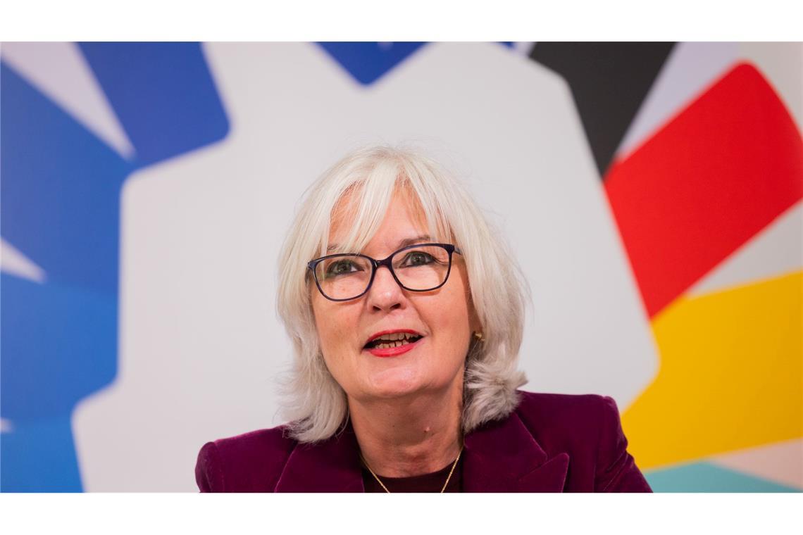 Auch der erste Kuss erfolgt später.