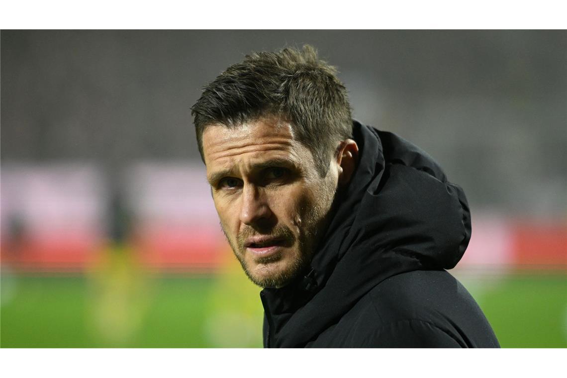 Trotz schwerer BVB-Krise: Trainer Sahin bleibt Auch Dortmunds Sportdirektor Sebastian Kehl steht in der Kritik.