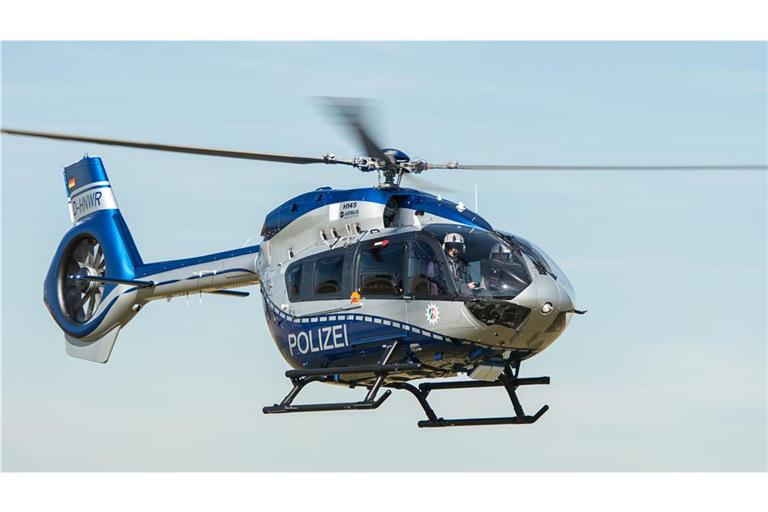 Auch ein Hubschrauber war am Morgen im Einsatz. (Symbolbild)