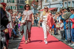 Auch eine Modenschau steht auf dem Programm. Foto: Stefan Bossow