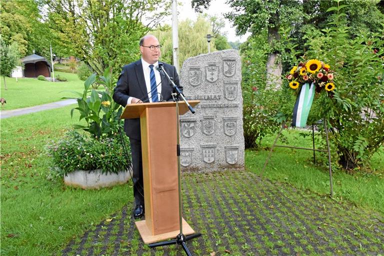 Auch im vergangenen Jahr hat Bürgermeister Armin Mößner eine Rede zum Tag der Heimat gehalten. Archivfoto: Elisabeth Klaper