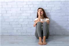 Auch Jugendliche leiden unter Stress. Paul Giesinger möchte Betroffenen über einen VHS-Kurs ein Angebot machen und aufzeigen, welche Möglichkeiten es zum Umgang damit gibt. Symbolfoto: Adobe Stock/Prostock-studio