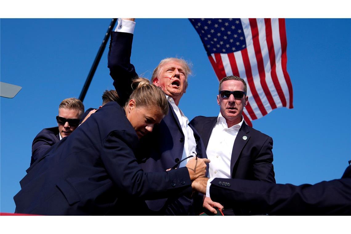 Auch nach dem Anschlag auf Trump 2024 wurden etliche Verschwörungserzählungen verbreitet. (Archivbild)