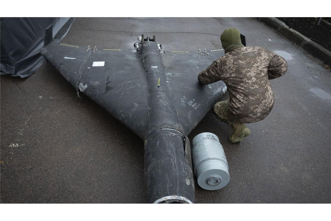 Deutschland liefert Ukraine 4000 bewaffnete Drohnen Auch Russland setzt im Ukraine-Krieg Drohnen ein.
