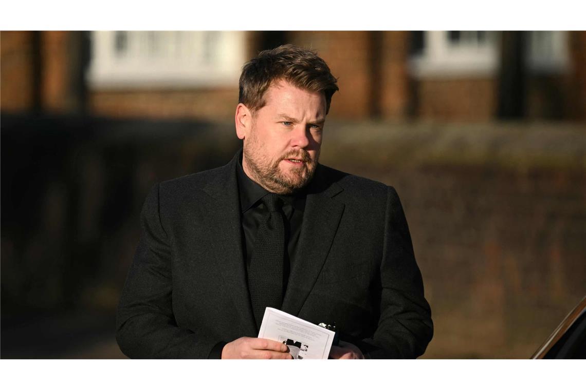 One-Direction-Stars trauern um ihren ehemaligen Bandkollegen Auch TV-Moderator James Corden war vor Ort.