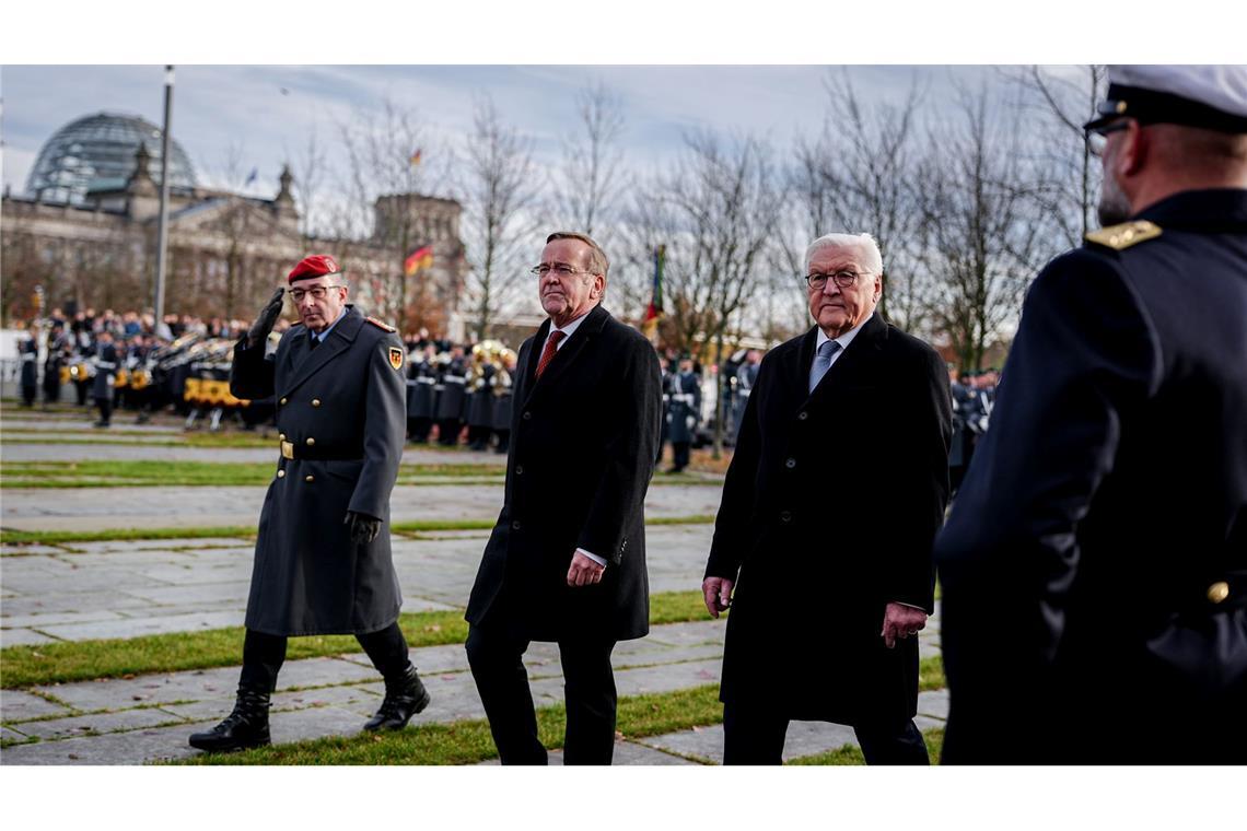 Auch Verteidigungsminister Boris Pistorius sprach zu den Rekrutinnen und Rekruten.