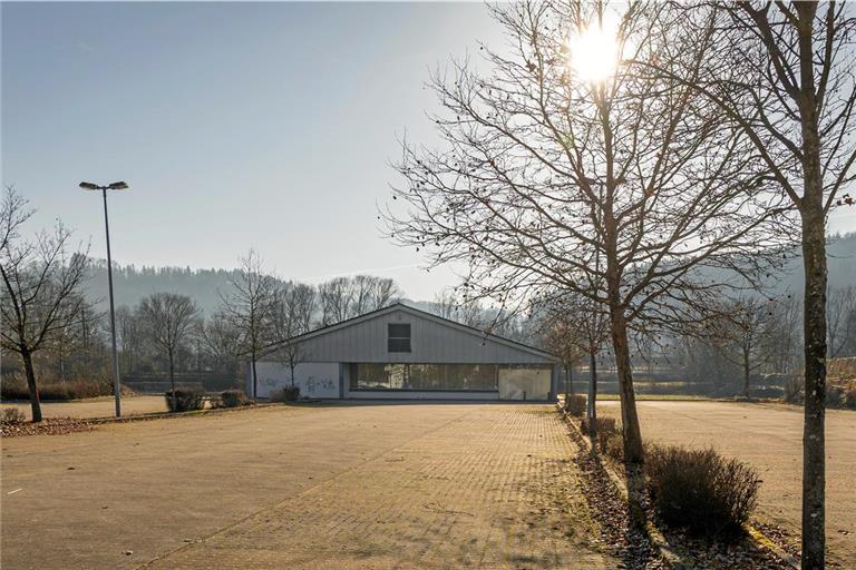 Auf dem Areal in der Wilhelm-Soehnle-Straße in der Murrhardter Weststadt zieht DHL ein. Foto: Stefan Bossow