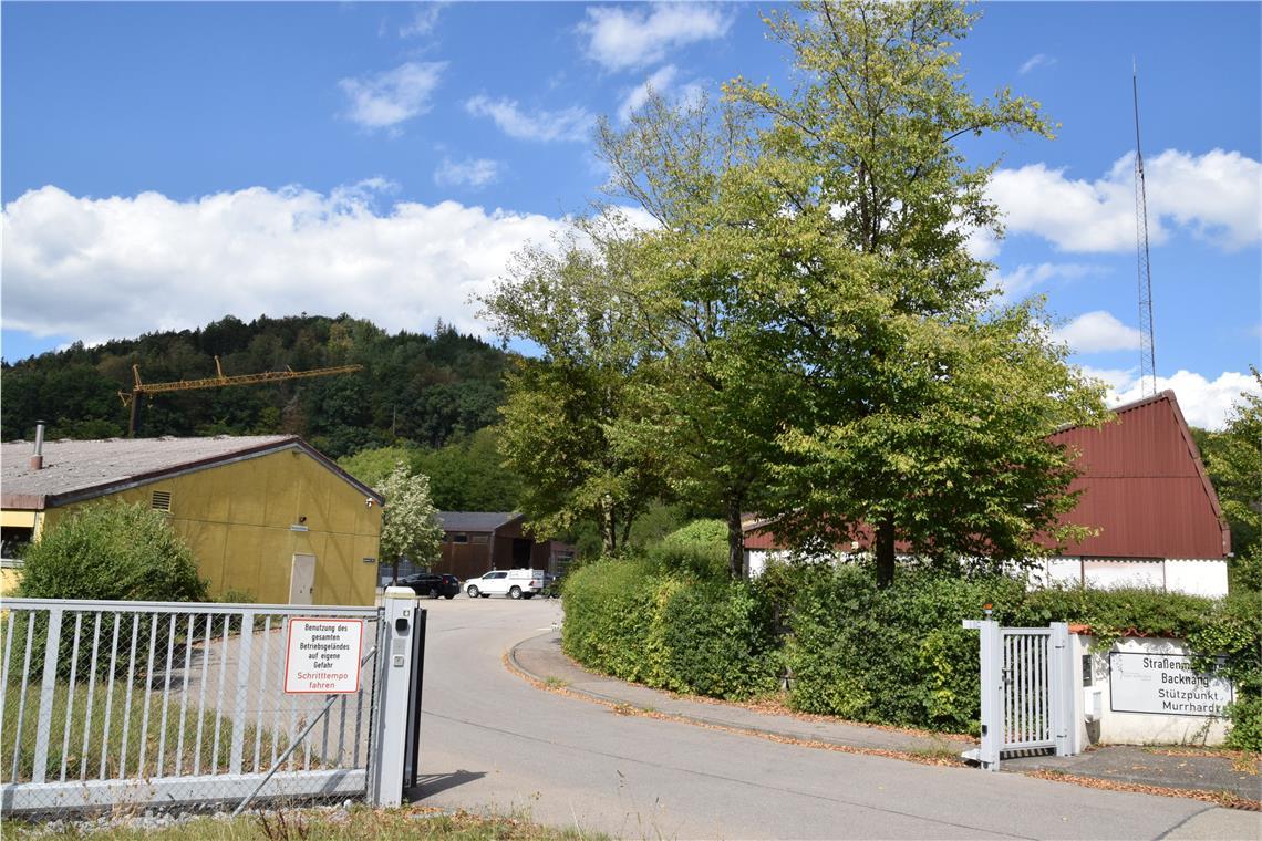 Auf dem Gelände der ehemaligen Straßenmeisterei wird künftig der neue Wertstoffhof eingerichtet. Fotos: Elisabeth Klaper