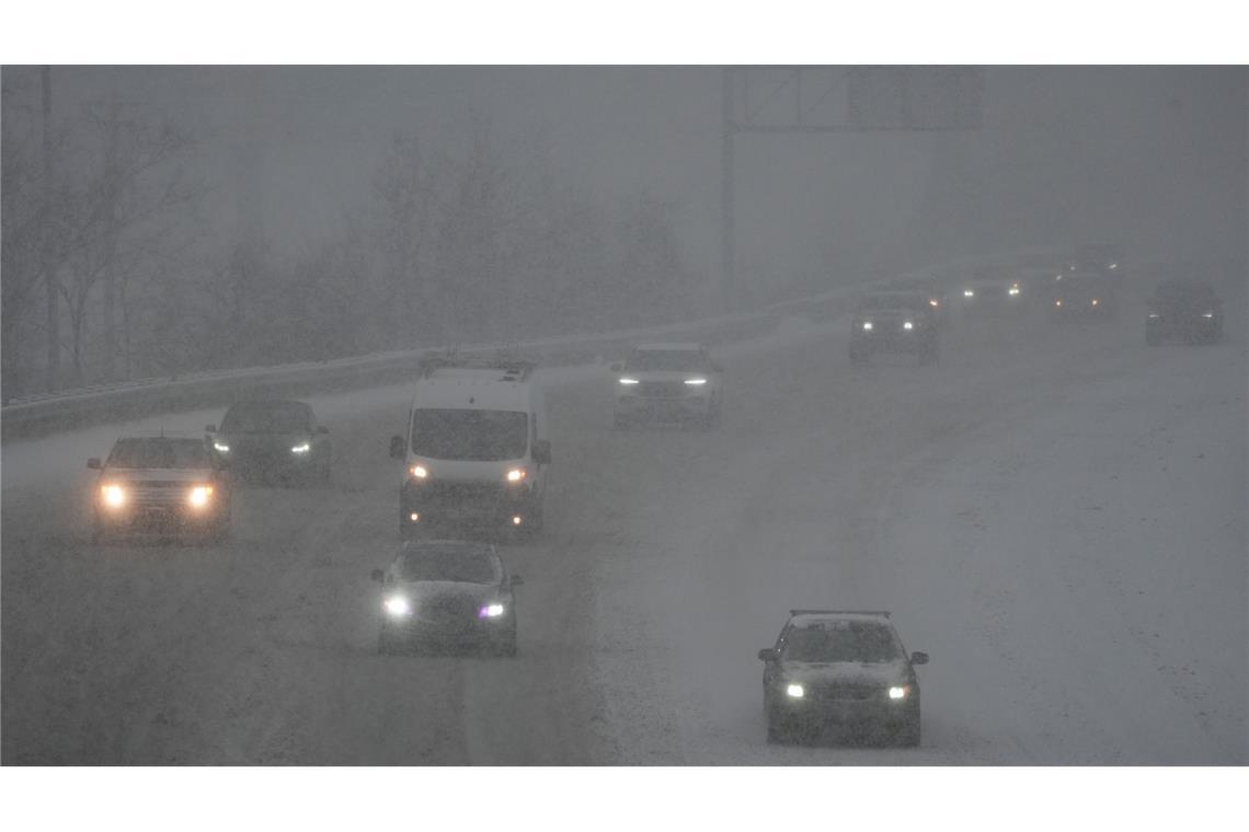 Heftiger Wintersturm trifft die USA Auf den Straßen gab es viele Beeinträchtigungen.