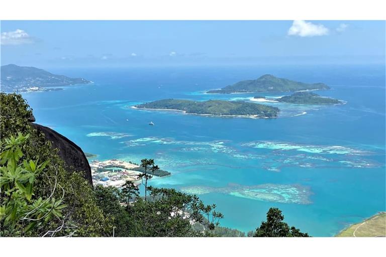 Auf der Insel La Digue der Seychellen ist ein deutscher Urlauber tot aufgenfunden worden.