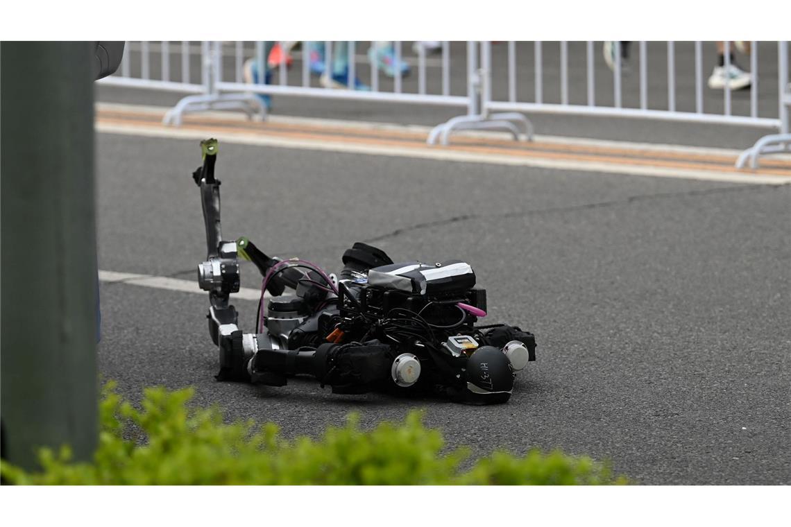 Auf der Strecke kamen auch Roboter zu Fall und mussten ausgetauscht werden.