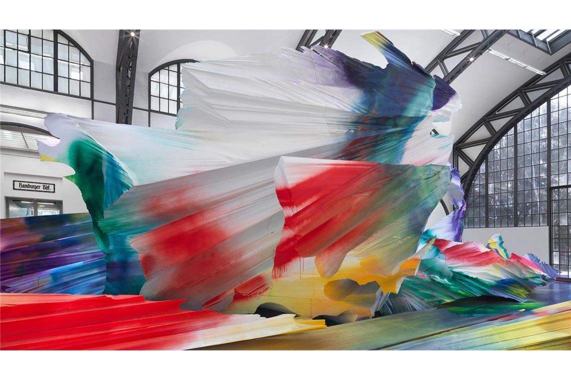 Stuttgart wartet auf Katharina Grosse Auf die Intensität von Katharina Grosses Schau im Hamburger Bahnhof in Berlin hofft man nun in Stuttgart