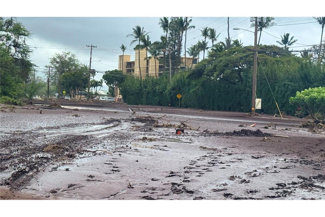 Auf Hawaii fiel viel Regen.