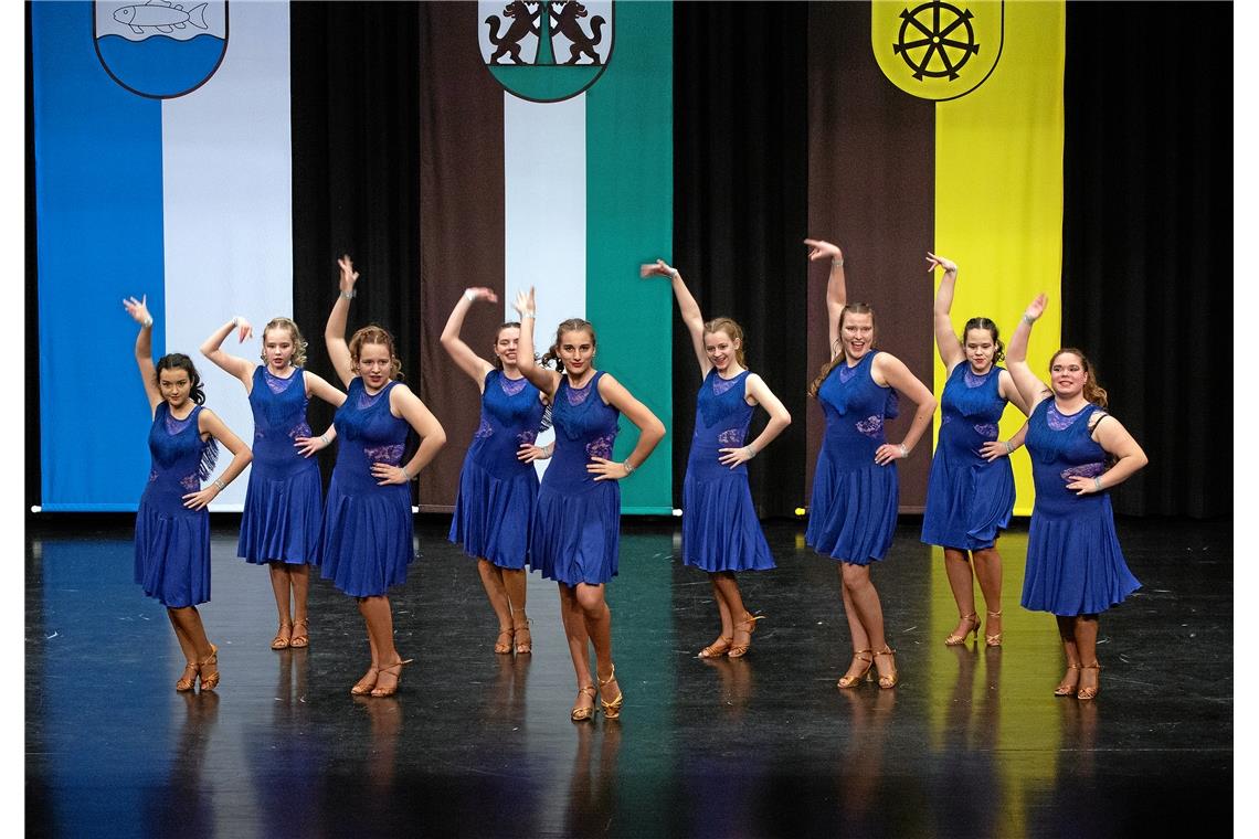    Aufführung Tanzformation "Latina's" des Sportclubs 1947 Fornsbach