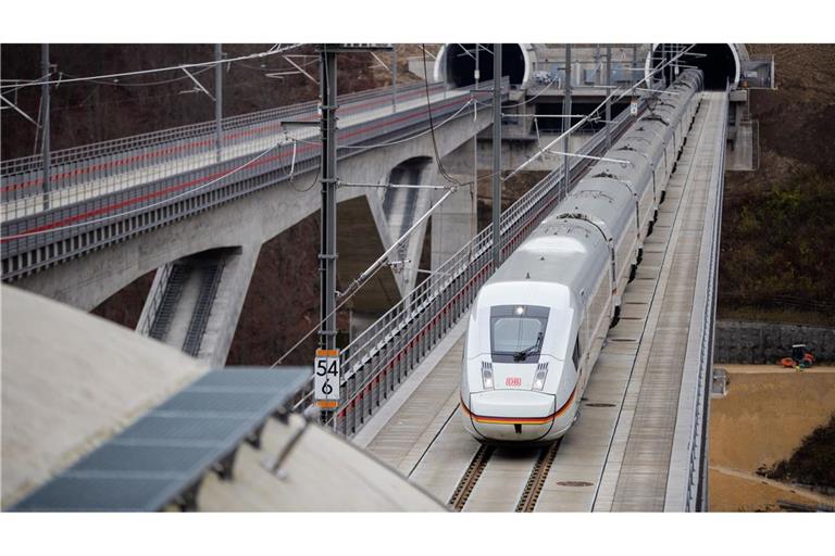 Aufgrund fehlender Mittel droht der Neu- und Ausbau der Bahn-Infrastruktur zu stocken. (Archivbild)
