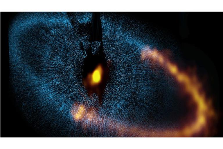 Aufnahme der Staub­scheibe von Formalhaut mit dem Hubble-Weltraumteleskop und dem ALMA-Observato­rium.