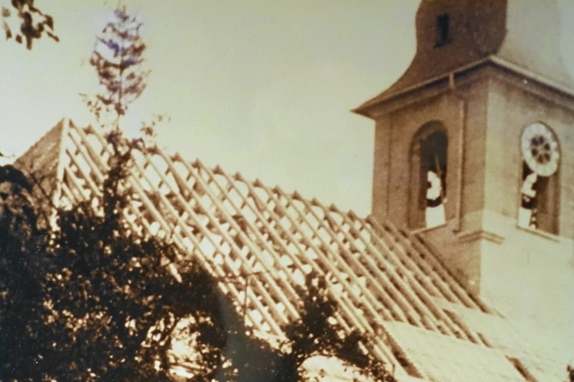 Aufnahme vom Richtfest der wiederaufgebauten Kirchenkirnberger Kirche. Foto: Stadtarchiv Murrhardt