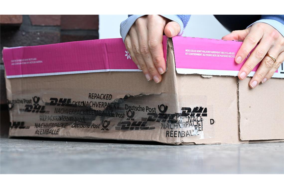 Aus Ärger über verloren gegangene Pakete wenden sich immer mehr Bundesbürger an eine Aufsichtsbehörde, damit diese schlichtend eingreift. (Symbolbild)