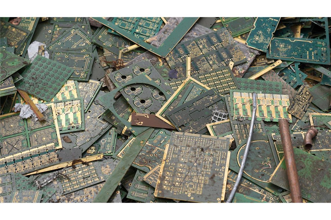 Aus Elektroschrott wird viel Kupfer gewonnen. (Archivbild)