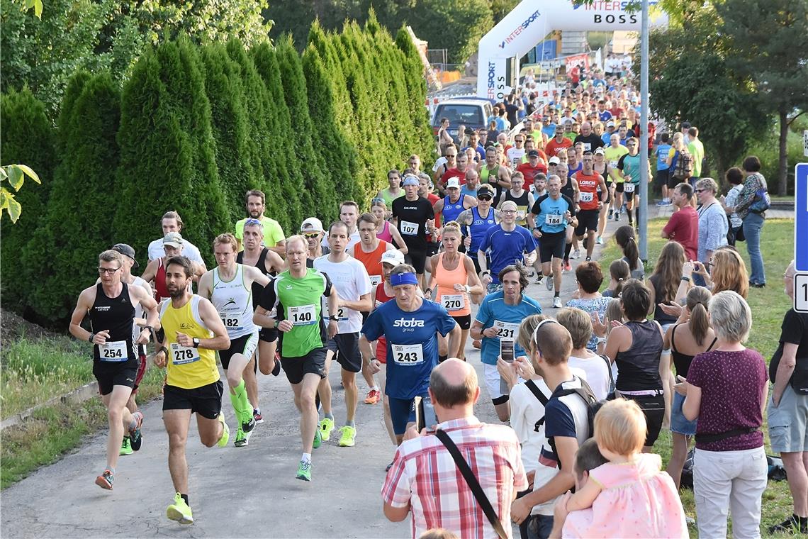 Volksläufern winkt ein goldener Oktober