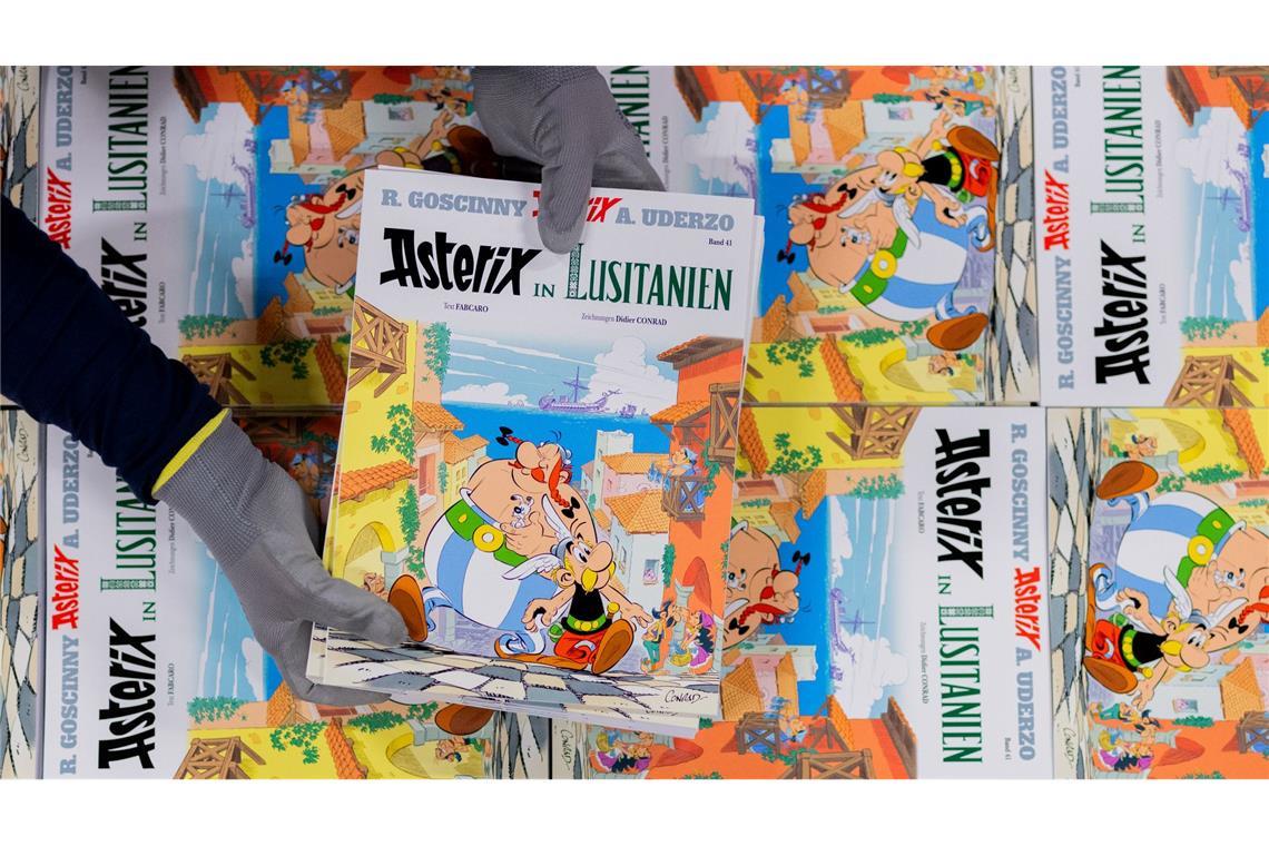 Ausgaben des neuen Asterix-Bandes Nummer 41.